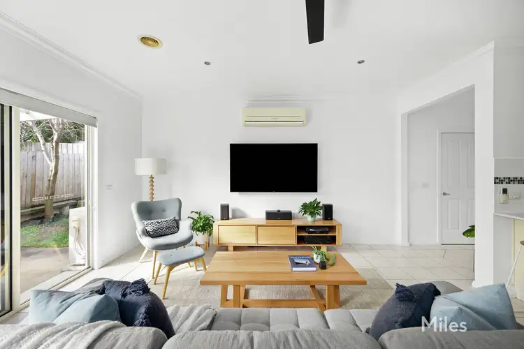 Third view of Homely unit listing, 2/42 Erskine Road, Macleod VIC 3085