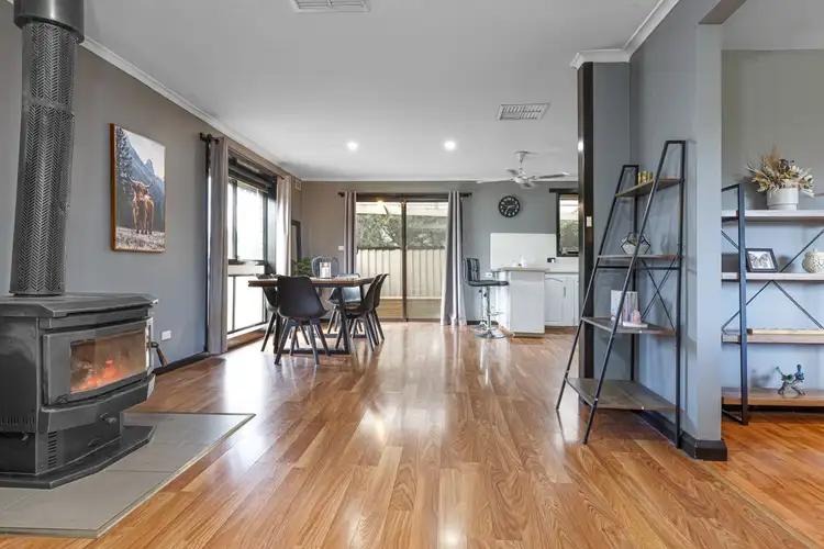 Fifth view of Homely house listing, 2 Tyar Court, Sebastopol VIC 3356