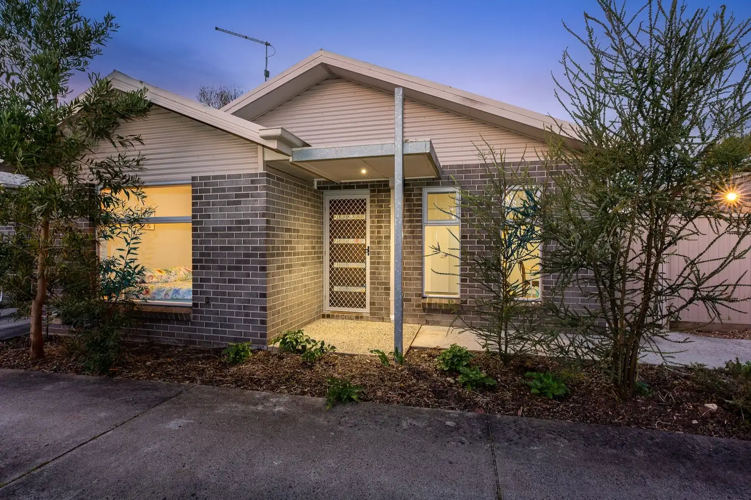 Main view of Homely house listing, 2/11 Canterbury Street, Brown Hill VIC 3350