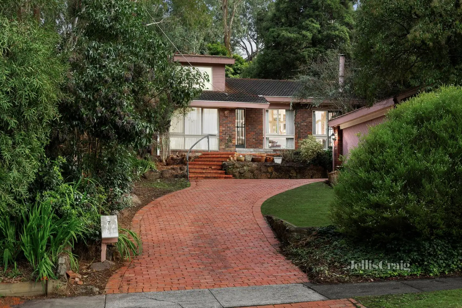 Main view of Homely house listing, 7 Renshaw Drive, Eltham VIC 3095