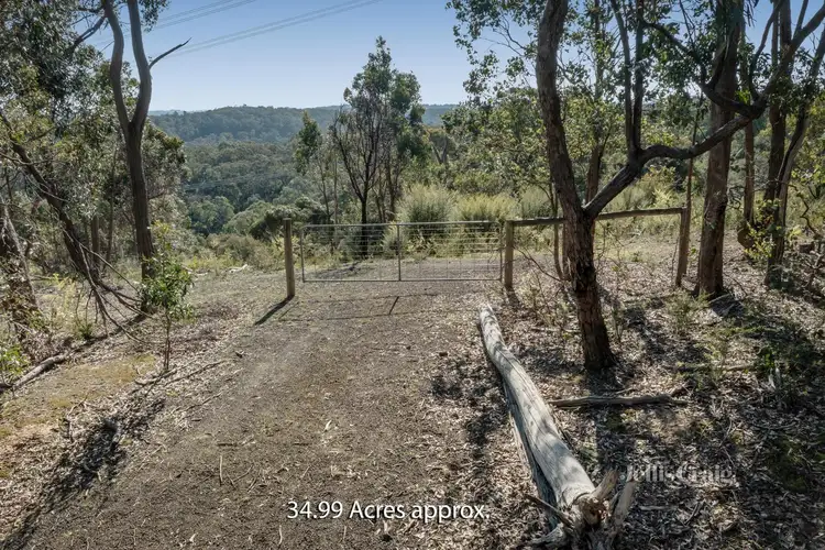 571 Henley Road, Bend of Islands VIC 3097