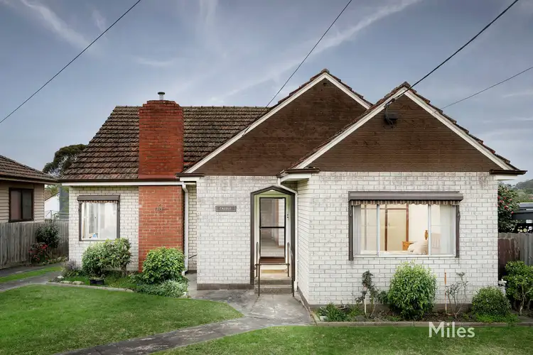18 Dobson Avenue, Rosanna VIC 3084