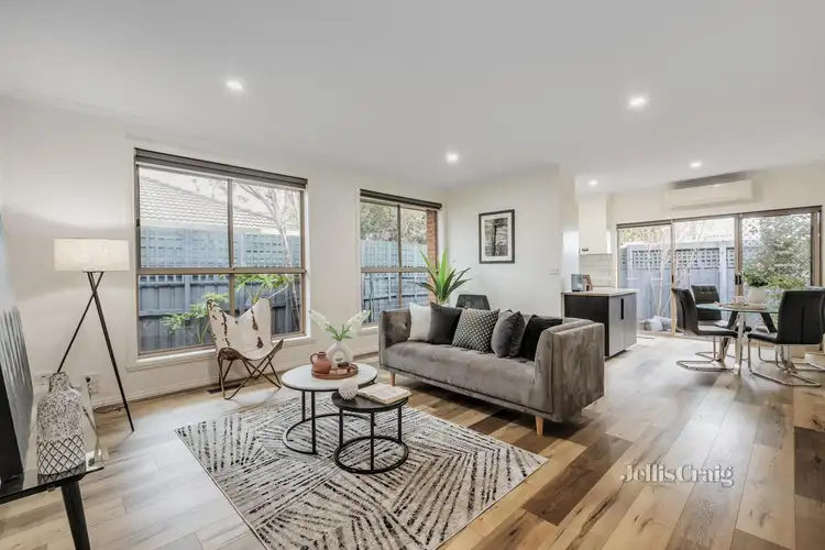 Main view of Homely unit listing, 3/8 Vera Street, Bentleigh East VIC 3165