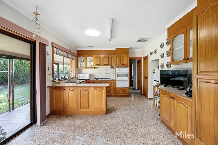 Fifth view of Homely house listing, 5 Mountain View Parade, Rosanna VIC 3084