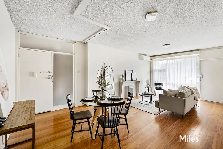 2/18 Carmichael Street, Ivanhoe East VIC 3079