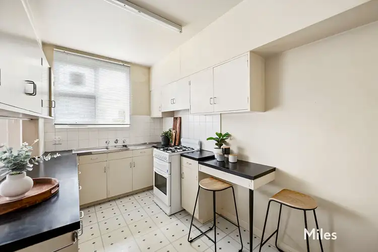 Fourth view of Homely apartment listing, 2/18 Carmichael Street, Ivanhoe East VIC 3079