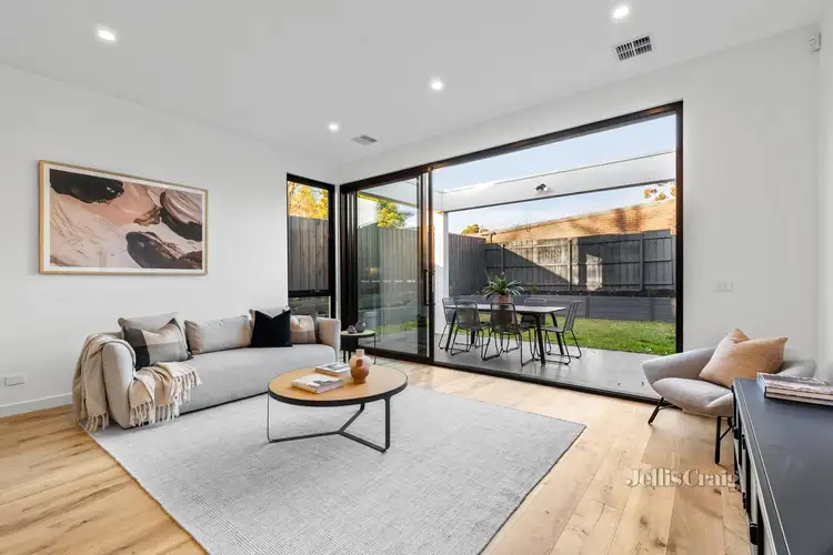 Fourth view of Homely townhouse listing, 4b Seathorpe Avenue, Bentleigh East VIC 3165