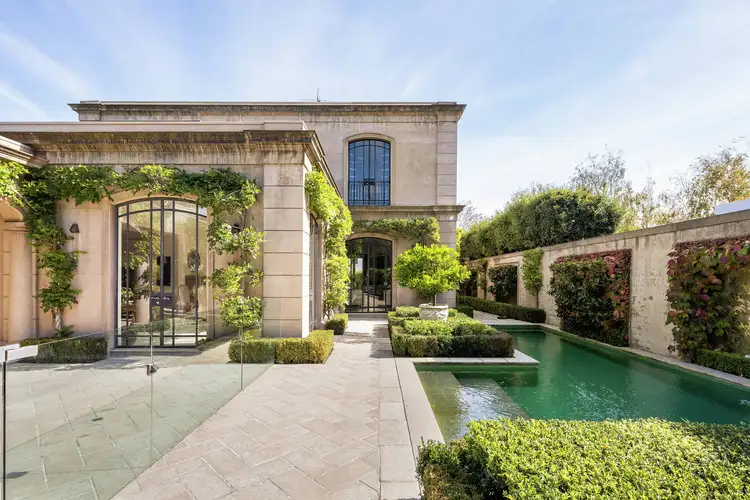 Second view of Homely house listing, 10 Kenley Court, Toorak VIC 3142
