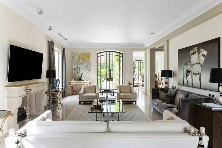 Third view of Homely house listing, 10 Kenley Court, Toorak VIC 3142