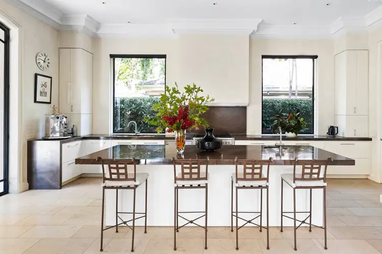Fifth view of Homely house listing, 10 Kenley Court, Toorak VIC 3142