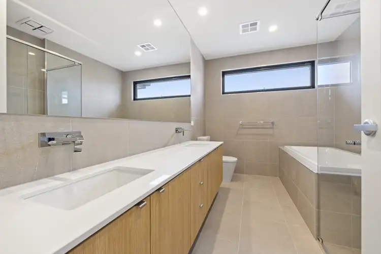 Fourth view of Homely townhouse listing, 4B York Street, Bentleigh East VIC 3165