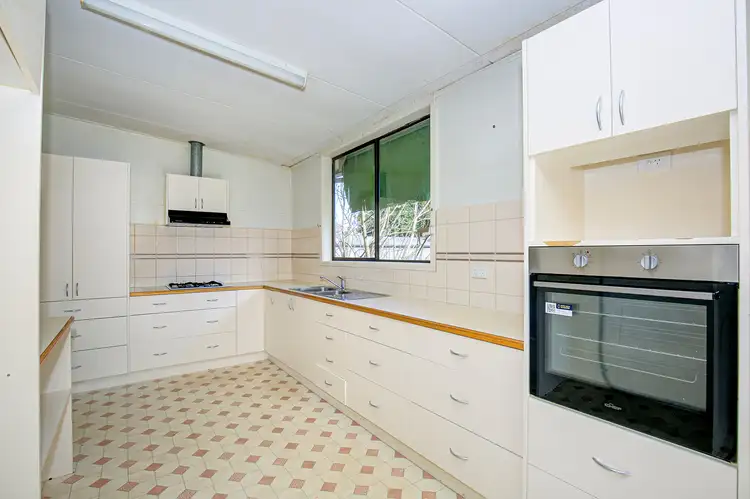 Fifth view of Homely house listing, 11 Manuka Drive, Ferntree Gully VIC 3156