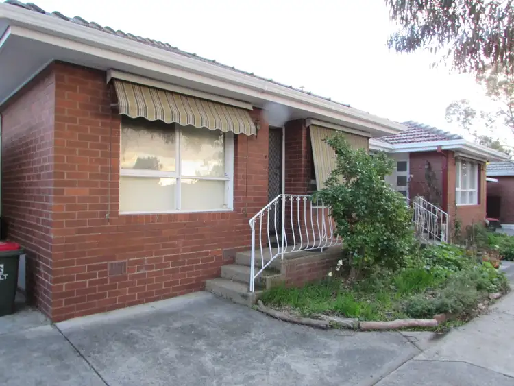 85 Surrey Road