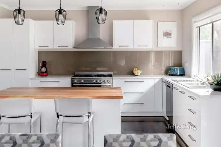 Second view of Homely house listing, 21 Luscombe Drive, Diamond Creek VIC 3089