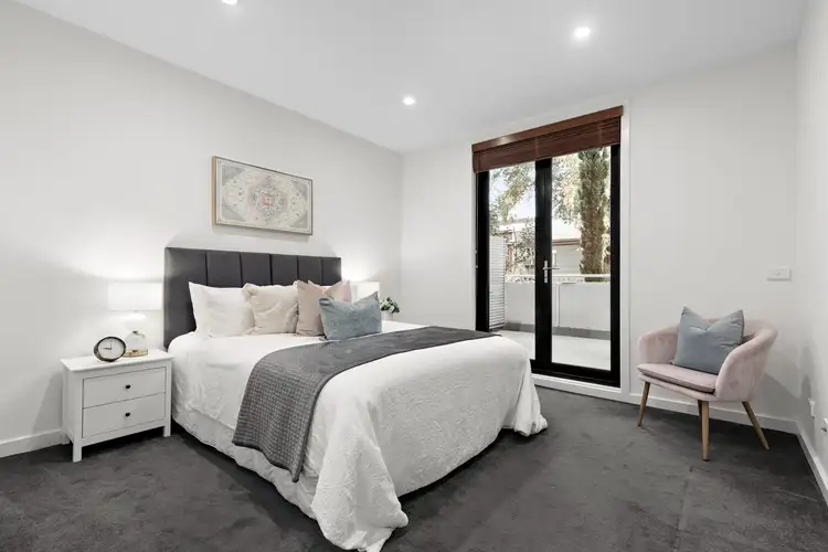 Fourth view of Homely apartment listing, 2/100 Mount Street, Kew VIC 3101