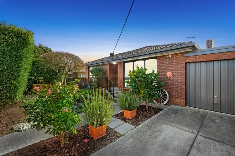 1/3 Crewe Road, Hughesdale VIC 3166
