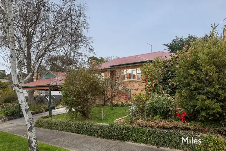 Main view of Homely house listing, 5 Oakhurst Avenue, Heidelberg VIC 3084