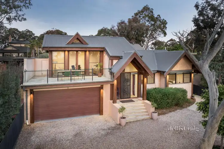 24 View Hill Crescent, Eltham VIC 3095