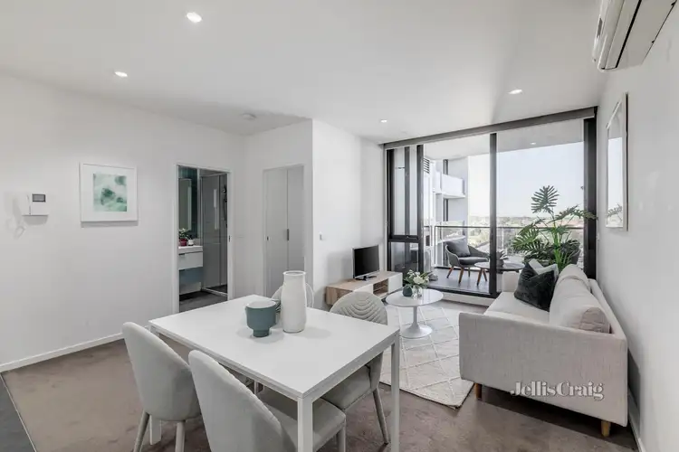 601/19-21 Hanover Street, Oakleigh VIC 3166