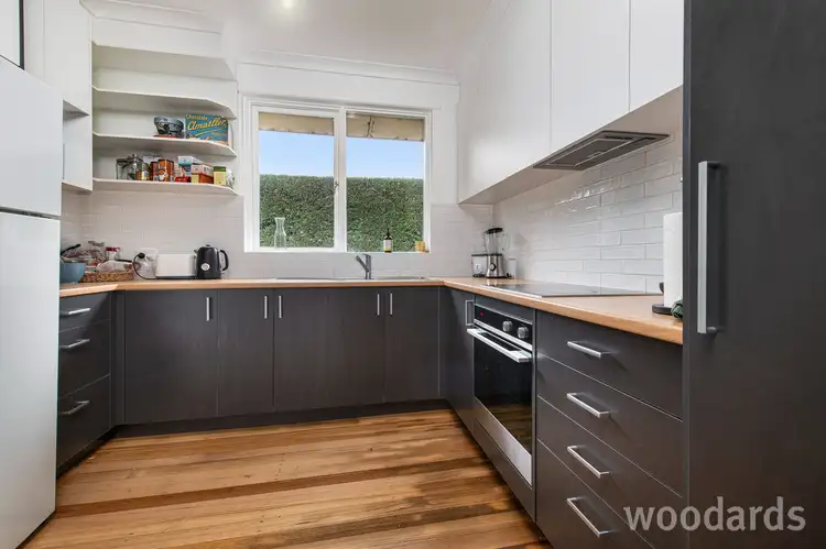 Fifth view of Homely apartment listing, 4/32 Manningtree Road, Hawthorn VIC 3122
