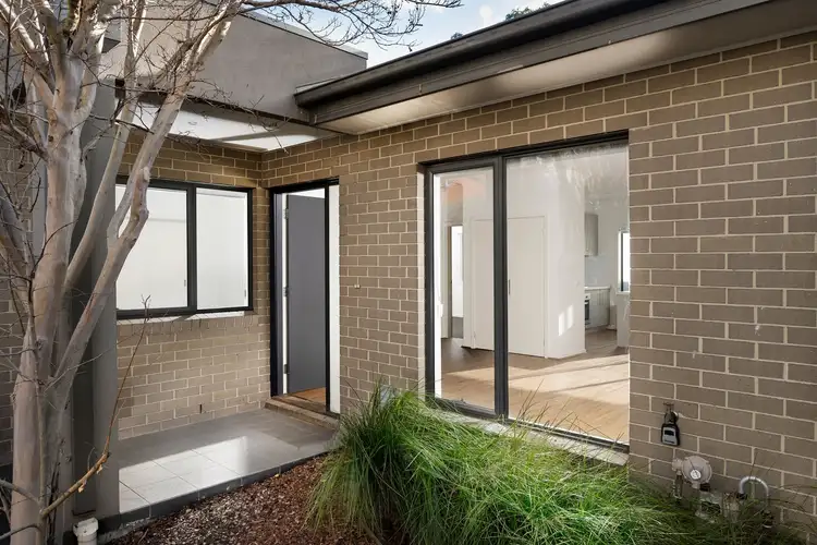 Main view of Homely unit listing, 8/905 Pascoe Vale Road, Glenroy VIC 3046