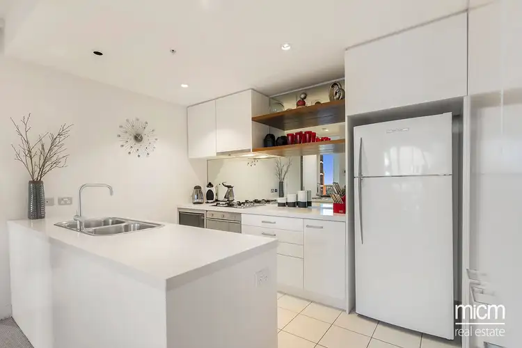 Fourth view of Homely apartment listing, 3402/1 Freshwater Place, Southbank VIC 3006