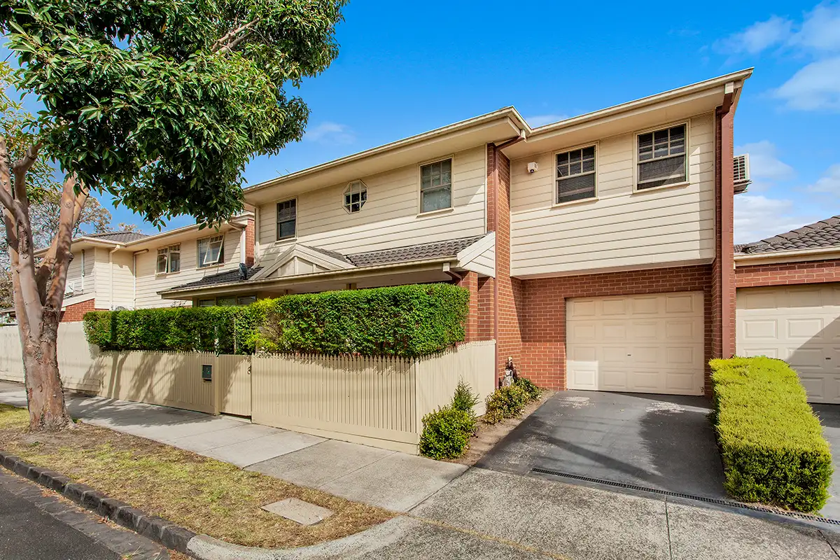 Main view of Homely townhouse listing, 2/17 Ulupna Road, Ormond VIC 3204