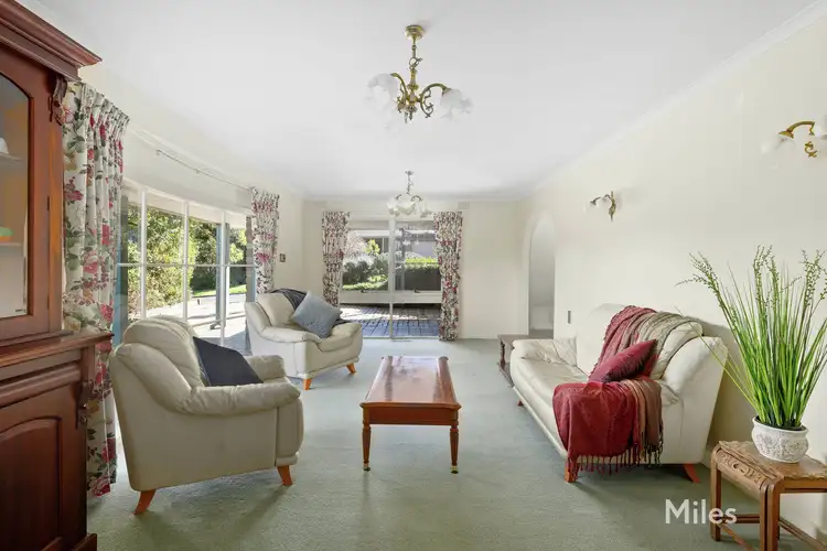 Second view of Homely house listing, 8 Devlin Court, Rosanna VIC 3084