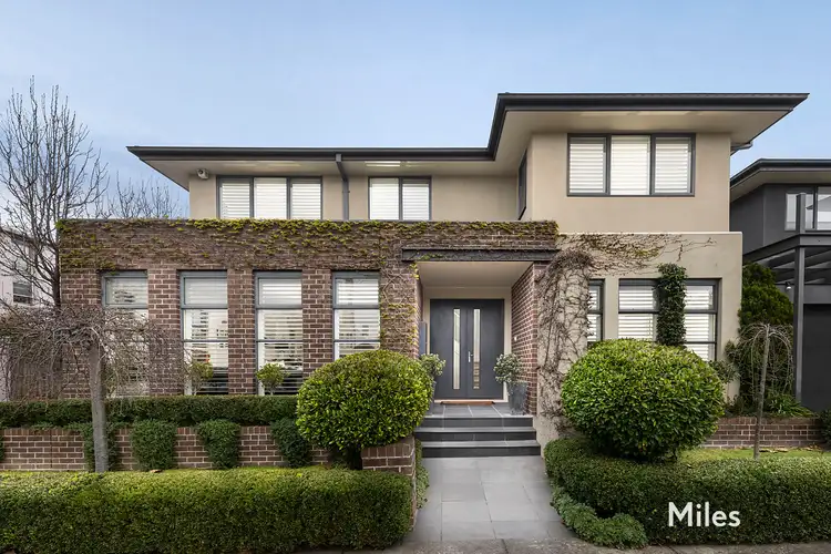 Main view of Homely townhouse listing, 29 Locksley Road, Ivanhoe VIC 3079