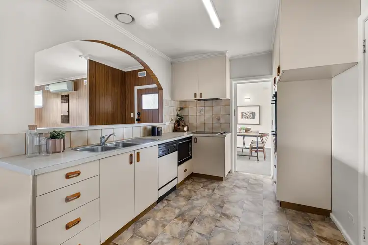 Sixth view of Homely house listing, 2 Savio Street, Chadstone VIC 3148