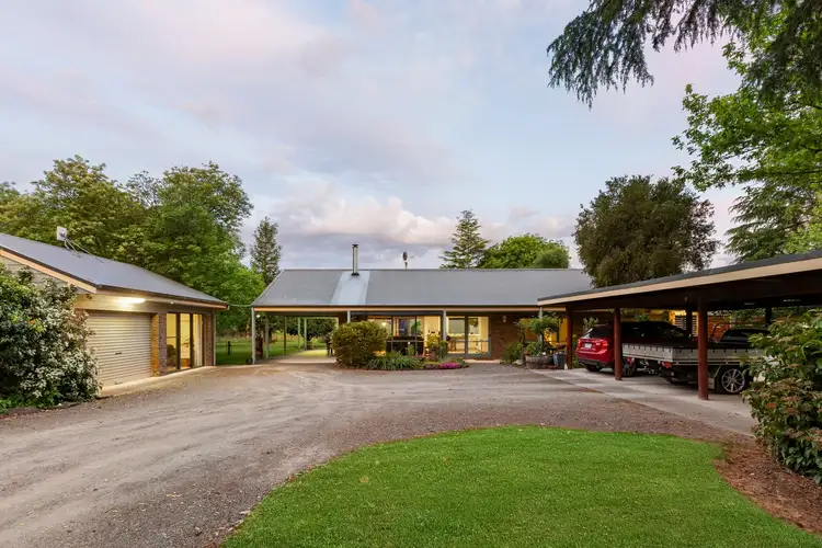1852 Maroondah Highway
