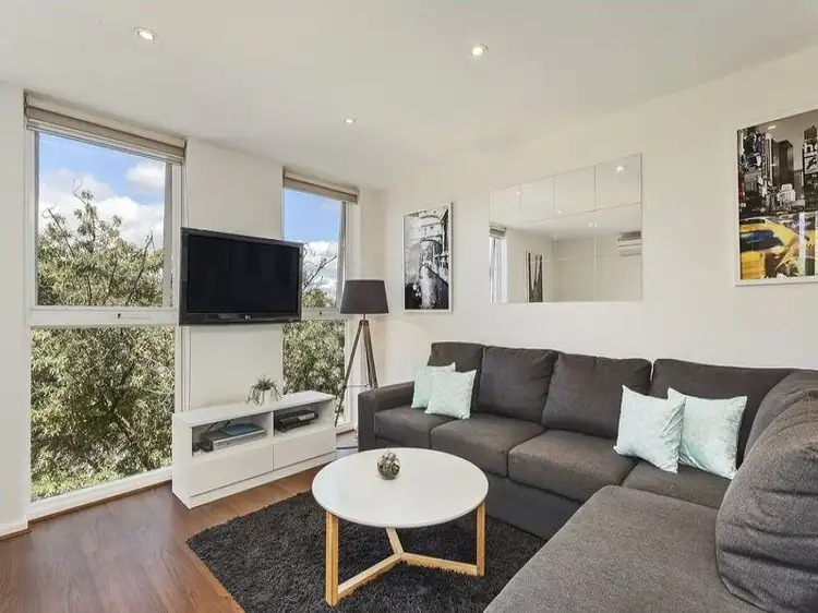 325 Orrong Road