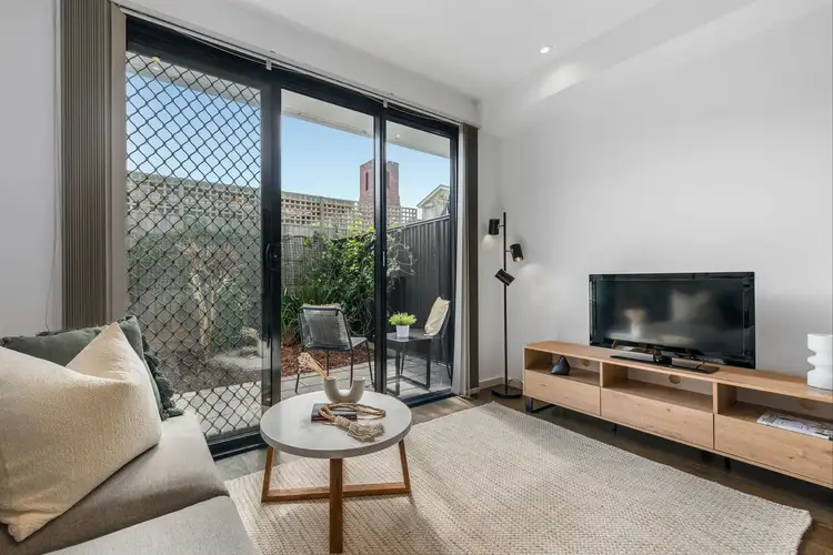 Third view of Homely apartment listing, 5/121 Murrumbeena Road, Murrumbeena VIC 3163