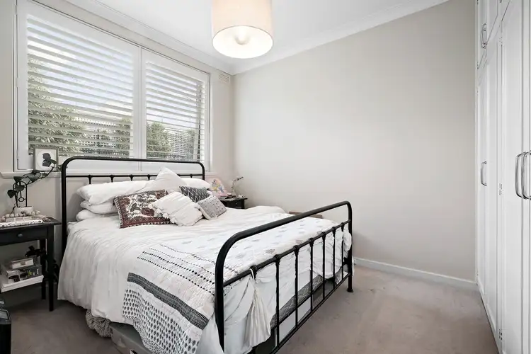 Sixth view of Homely unit listing, 5/33 Irving Road, Toorak VIC 3142