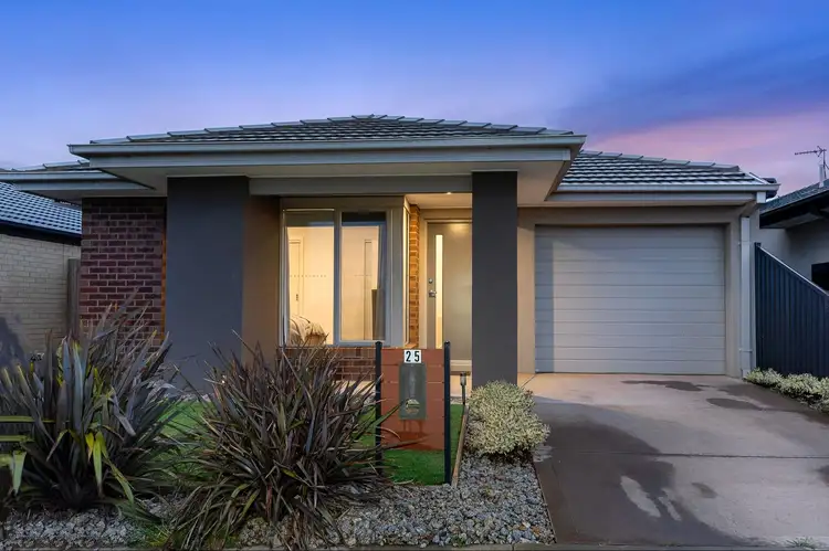 25 Mia Street, Alfredton VIC 3350