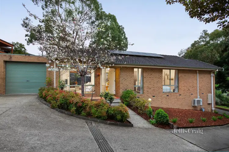 1/2 Robert Street, Montmorency VIC 3094