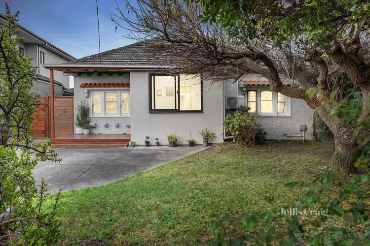5 Libna Street, Carnegie VIC 3163