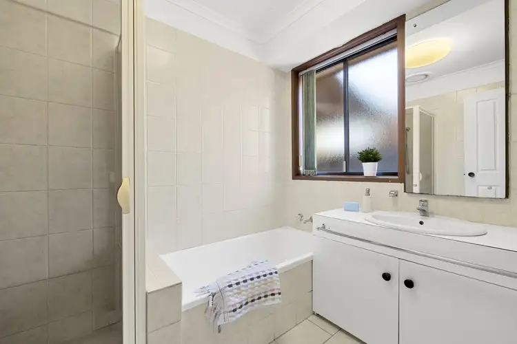 Sixth view of Homely house listing, 2 Enngonia Crescent, Clayton South VIC 3169