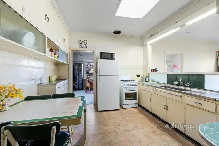 Fifth view of Homely house listing, 2 Clapperton Street, Bentleigh VIC 3204