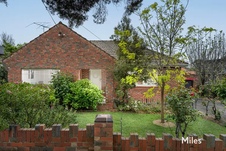 14 Maleela Grove, Rosanna VIC 3084