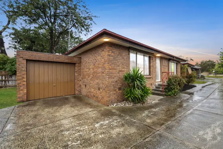 Main view of Homely unit listing, 3/121 Rowans Road, Moorabbin VIC 3189