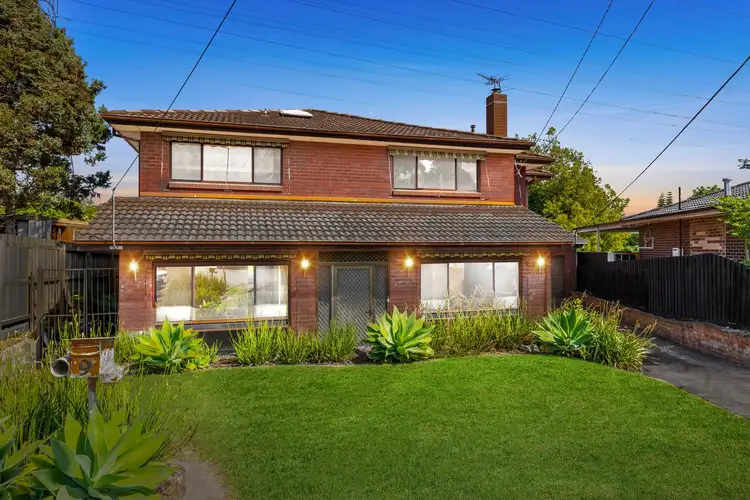 Second view of Homely house listing, 9 Mark Court, Chadstone VIC 3148