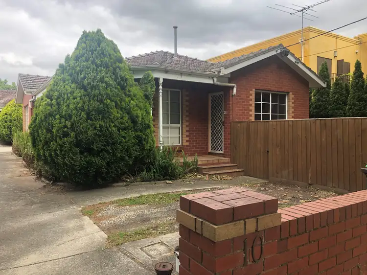 10 Gillies Street