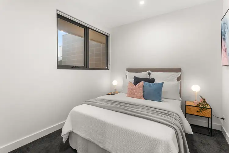 Sixth view of Homely townhouse listing, 2/196 Warrigal Road, Camberwell VIC 3124