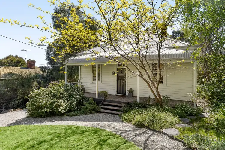 7 Blannin Street, Healesville VIC 3777