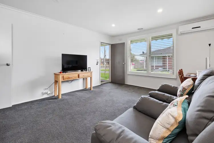 Second view of Homely unit listing, 8/121-123 Mount Eliza Way, Mount Eliza VIC 3930