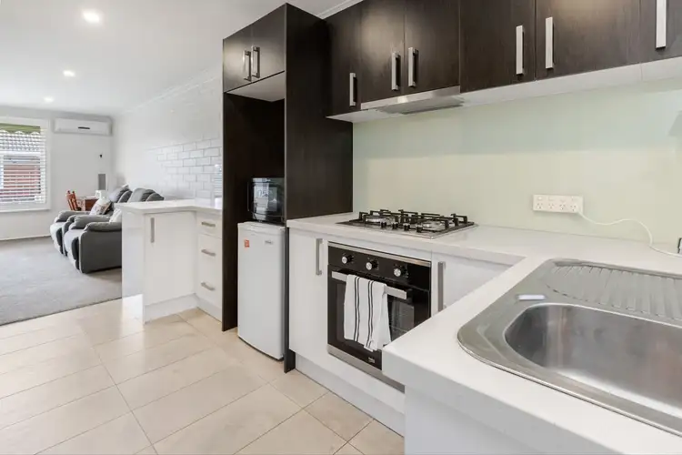 Third view of Homely unit listing, 8/121-123 Mount Eliza Way, Mount Eliza VIC 3930