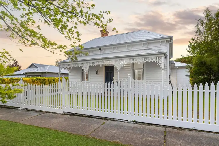 824 Tress Street, Mount Pleasant VIC 3350