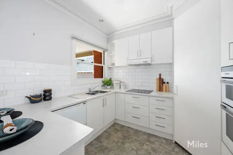 Fourth view of Homely unit listing, 2/91 Ivanhoe Parade, Ivanhoe VIC 3079
