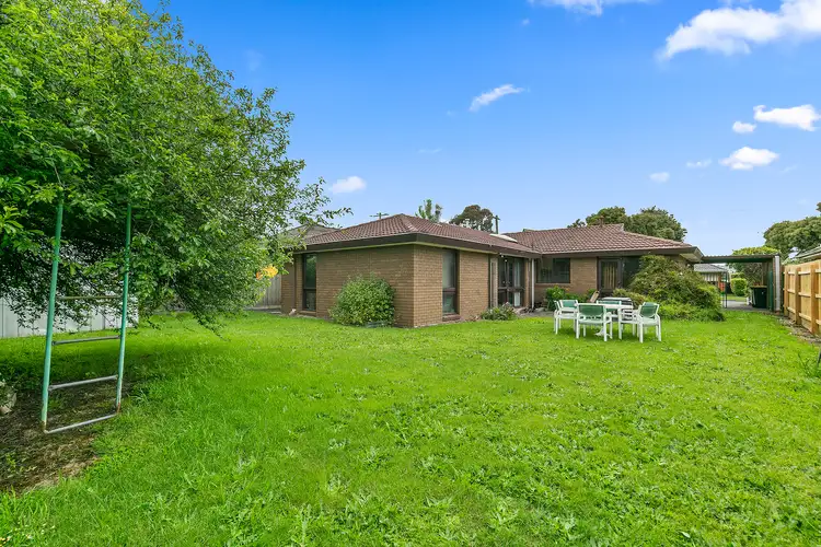 19 Merrick Crescent, Glen Waverley VIC 3150